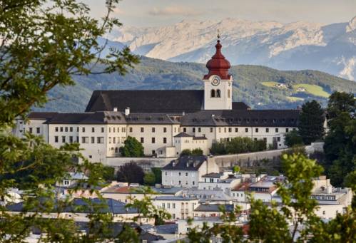 El lugar de nacimiento de Mozart: Un recorrido por la casa natal de Mozart.