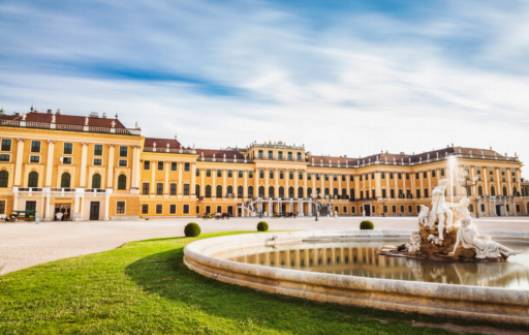 Compras en Viena: Desde mercados tradicionales hasta boutiques modernas