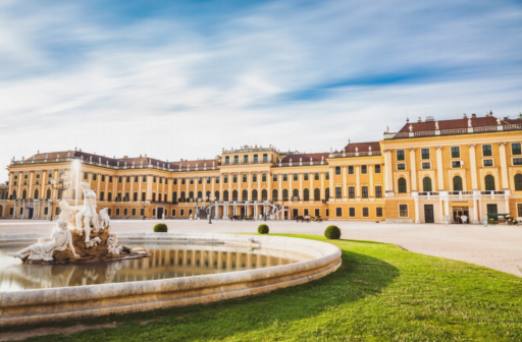 Cementerio de San Marx: Un Oasis Tranquilo y el Lugar de Descanso Final de Mozart.