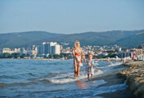 Resorts de playa asequibles cerca de atracciones populares.