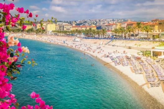 Playas ecológicas y sostenibles en la Riviera Francesa.