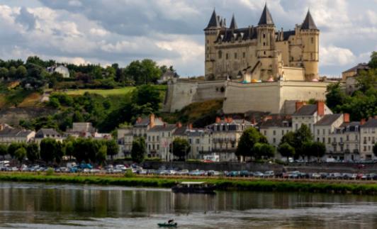 Sancerre: Un paraíso para amantes del vino más allá de los viñedos