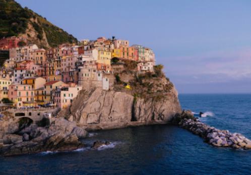 Otoño en Cinque Terre: Cosecha y Tranquilidad