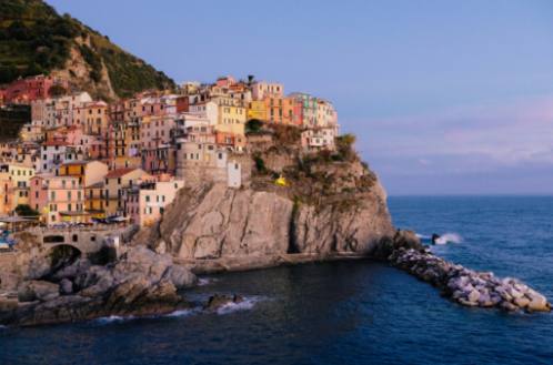 Consejos para planificar unas vacaciones familiares sin estrés en Cinque Terre.