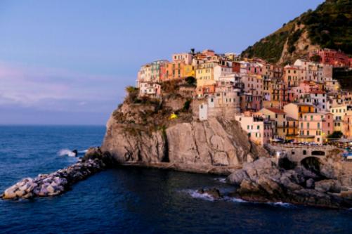 El Encanto de los Mariscos en Vernazza: Un Sabor del Mar de Liguria