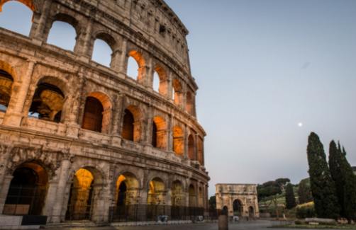 Explorando la Antigua Roma: Una Guía Familiar para el Coliseo y el Foro Romano.