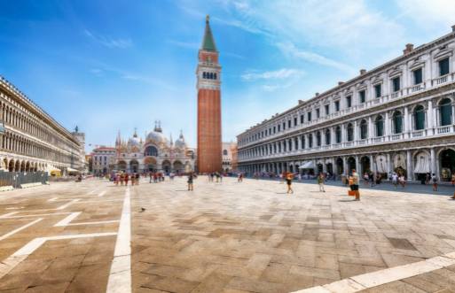 Abrazando el Viaje Lento: Formas de Reducir tu Huella en Venecia.