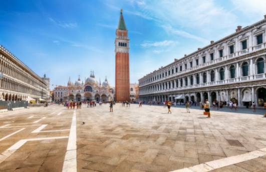 Noches Culturales: Ópera, Teatro y Espectáculos en Venecia