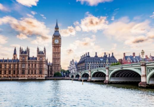 Compras en las principales calles comerciales de Oxford Street y Regent Street.