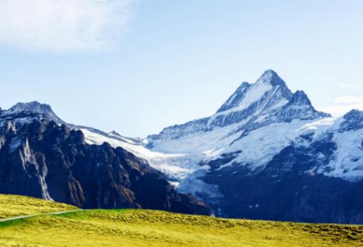 Parques Nacionales y Áreas de Conservación de los Alpes Suizos: Preservando la Belleza Natural