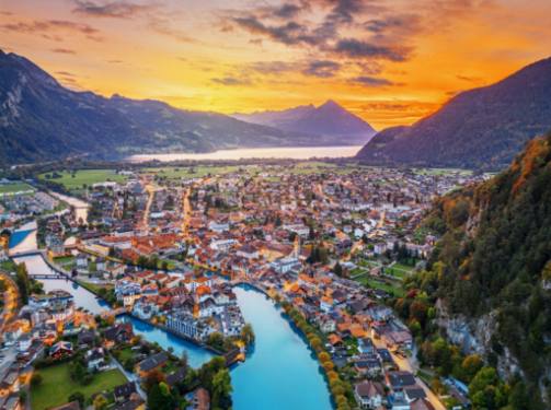 Navegando por las pendientes de Interlaken: Pases de esquí y consejos sobre los boletos de remonte.